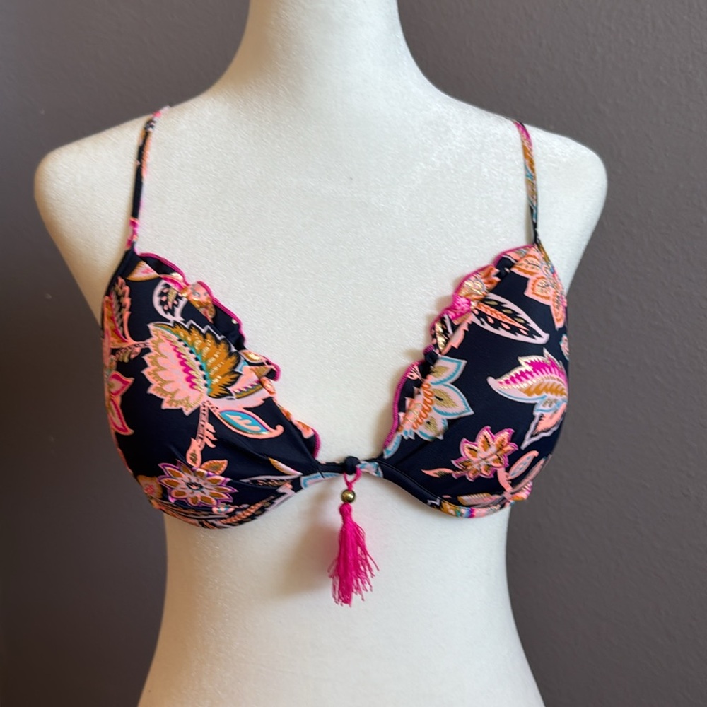 NEW w/out Tags | Shade & Shore | Floral Halter Bikini Top with Tassel | Size 34B